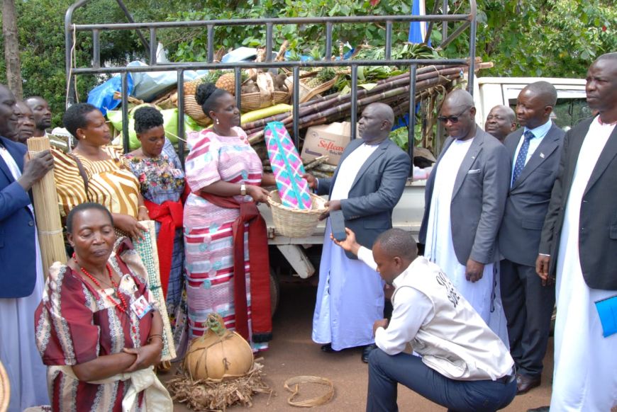 Mariam Ndagire bga akwasa Omutaka Kyeyune amakula g'Omutanda